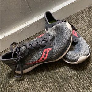 Saucony tennis shoes